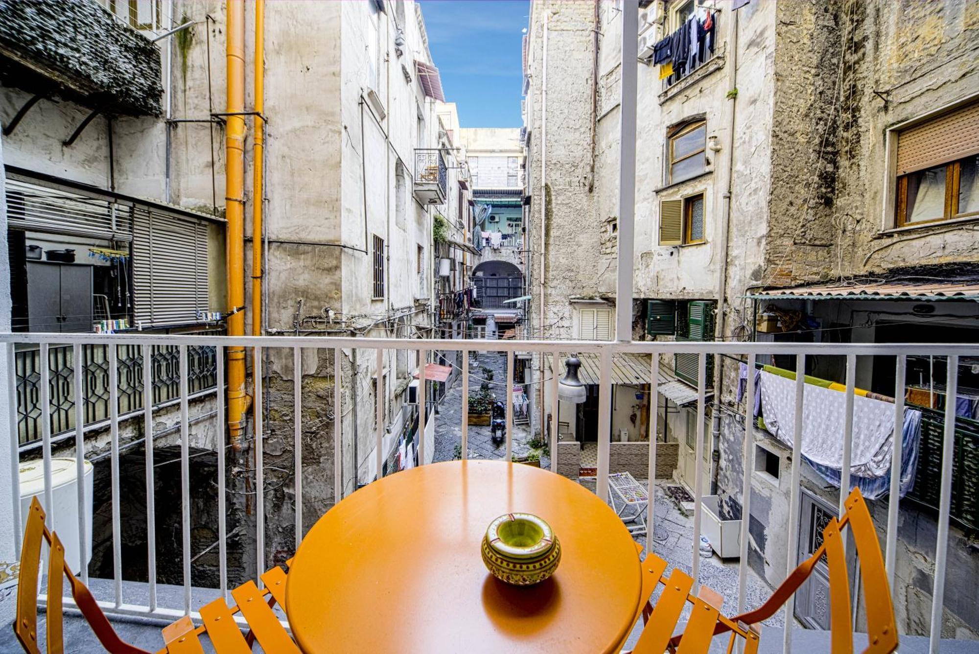 Gocce Villas - Il Limoncello Historical Center Of Napoli Bagian luar foto